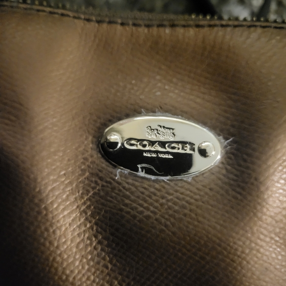 Elegant Black and Brown Women's Bag - Picture 4 of 8